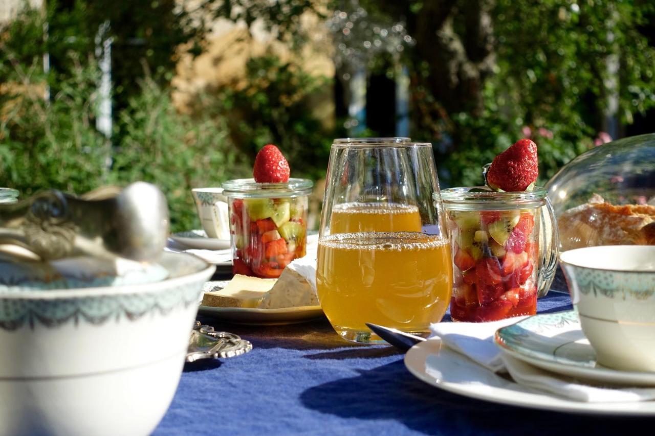 Bed and Breakfast Le Jardin De La Cathedrale Труа Экстерьер фото